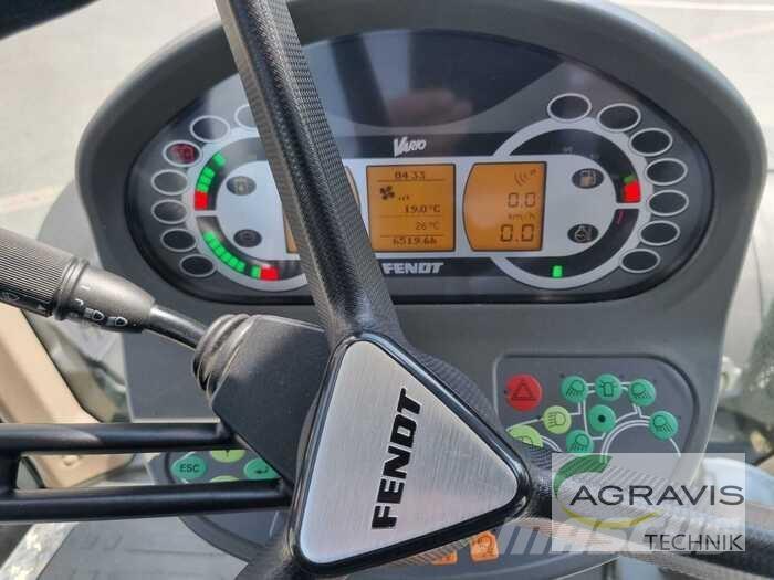 Fendt 714 VARIO SCR Tracteur