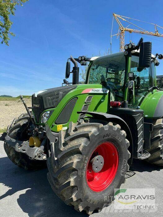 Fendt 718 VARIO S4 Tracteur