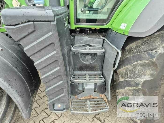 Fendt 718 VARIO S4 Tracteur