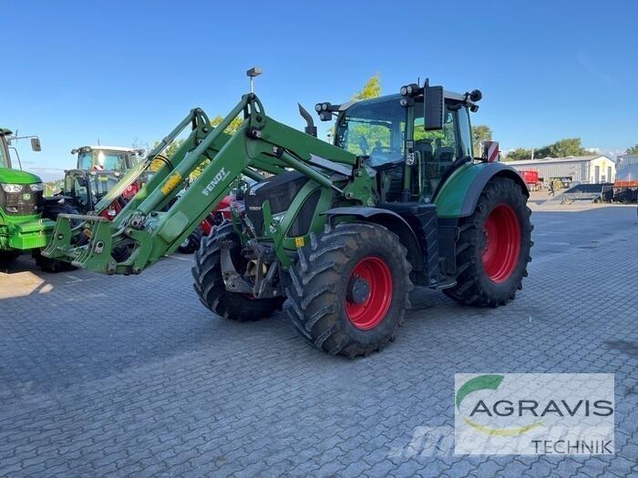 Fendt 718 VARIO S4 Tracteur