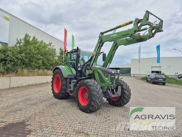 Fendt 718 VARIO S4 Tracteur