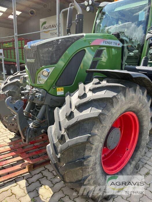 Fendt 718 VARIO S4 Tracteur