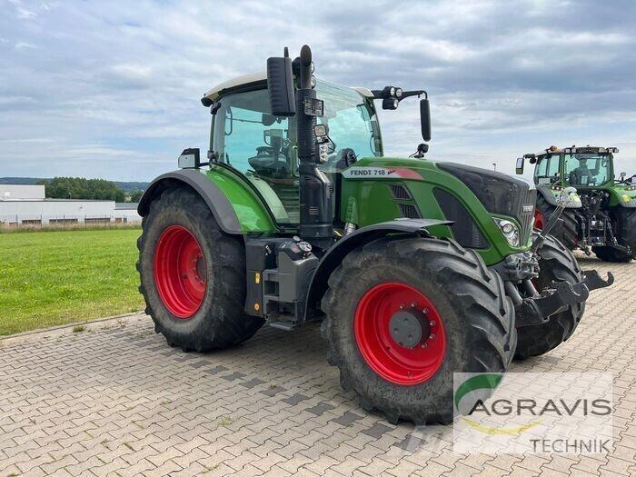 Fendt 718 VARIO S4 Tracteur