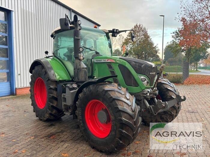 Fendt 718 VARIO SCR Tracteur