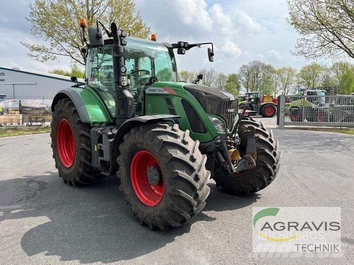 Fendt 724 VARIO S4 Tracteur