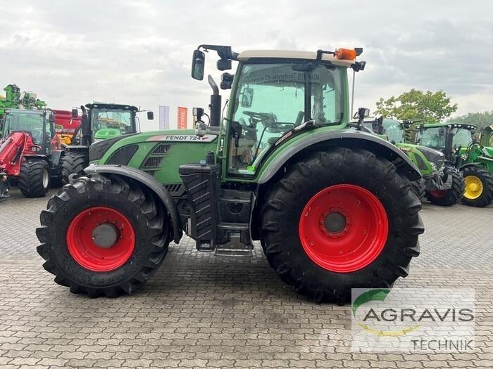 Fendt 724 VARIO SCR Tracteur