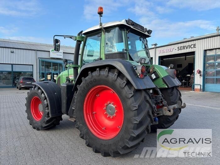 Fendt 820 VARIO Tracteur