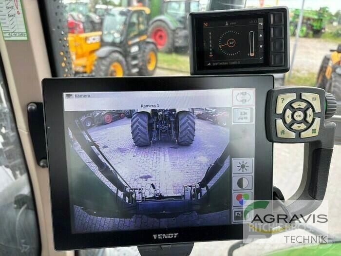 Fendt 824 VARIO S4 Tracteur