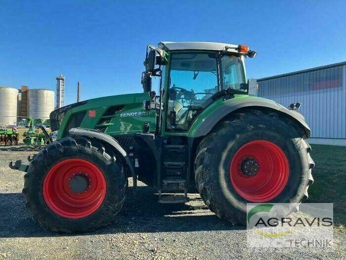 Fendt 824 VARIO SCR Tracteur