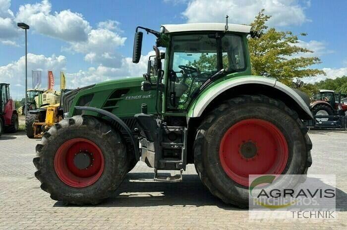 Fendt 826 VARIO SCR Tracteur