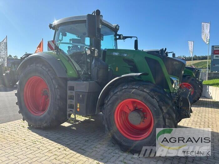 Fendt 828 VARIO S4 Tracteur
