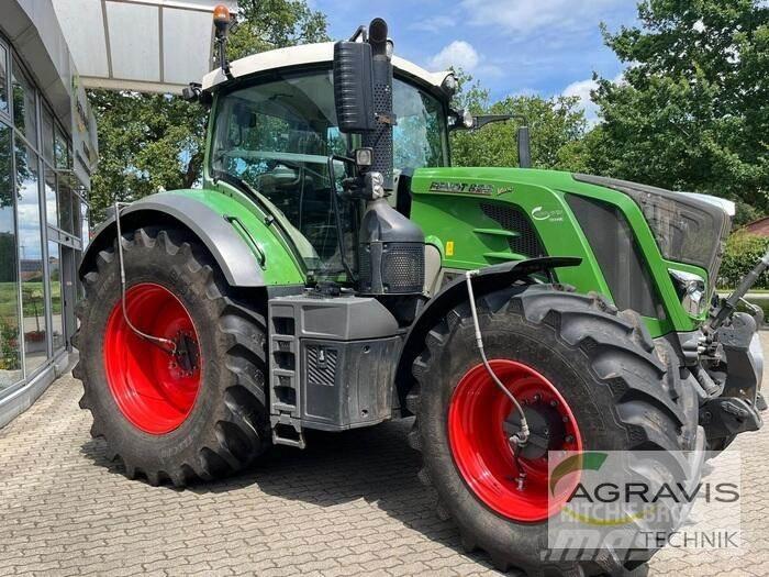 Fendt 828 VARIO S4 Tracteur