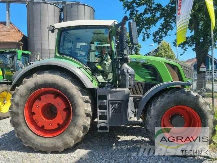 Fendt 828 VARIO S4 Tracteur