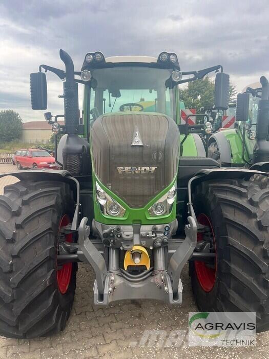 Fendt 828 VARIO S4 Tracteur