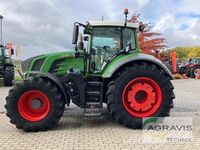 Fendt 828 VARIO S4 Tracteur