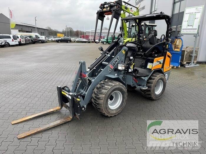 GiANT G2500 HD Chargeuse sur pneus