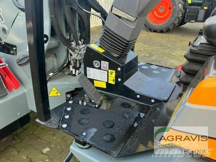 GiANT G3500 Chargeuse sur pneus