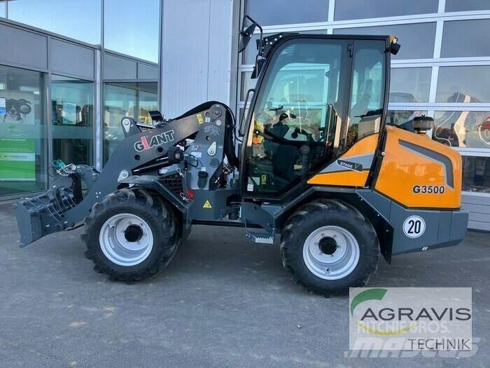 GiANT G3500 Chargeuse sur pneus