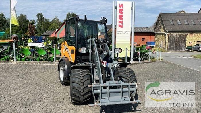 GiANT G5000 Chargeuse sur pneus