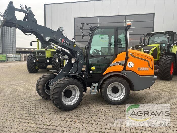 GiANT G5000 Chargeuse sur pneus