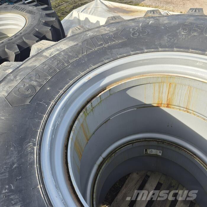 Green XLR85 650/85 R38 Autres équipements pour tracteur