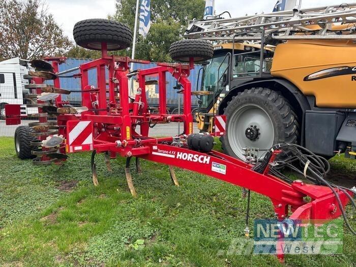 Horsch TERRANO 4 FX Déchaumeur, cultivateur