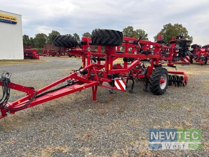 Horsch TERRANO 5 FM Déchaumeur, cultivateur