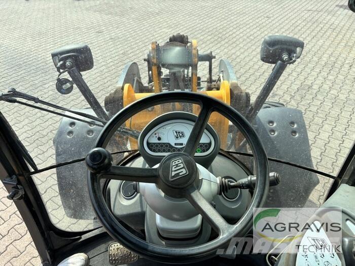 JCB 409 Chargeuse sur pneus