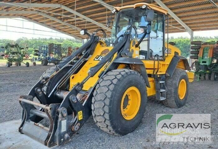 JCB 437 HT Chargeuse sur pneus