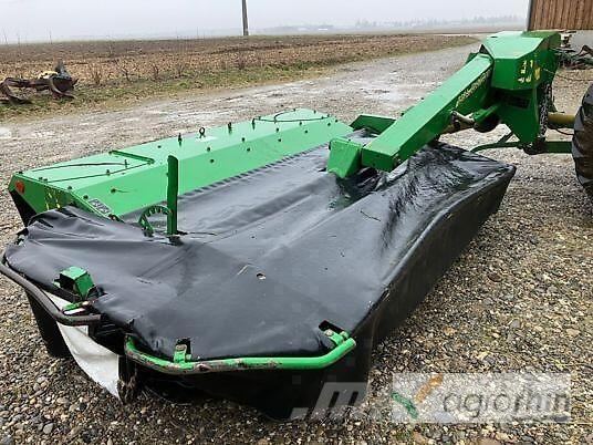 John Deere 328 A Faucheuse
