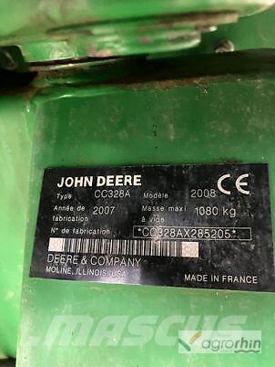 John Deere 328 A Faucheuse