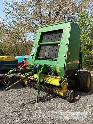 John Deere 592 MAXICUT Presse à balle ronde