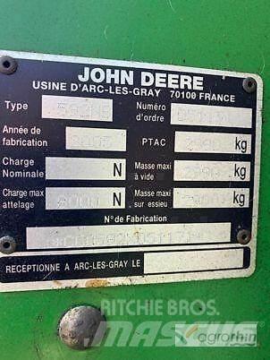 John Deere 592 MAXICUT Presse à balle ronde