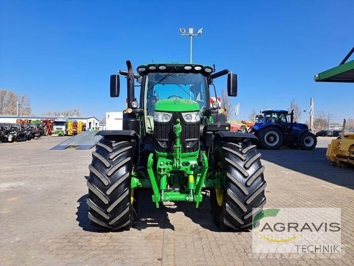 John Deere 6215 R Tracteur