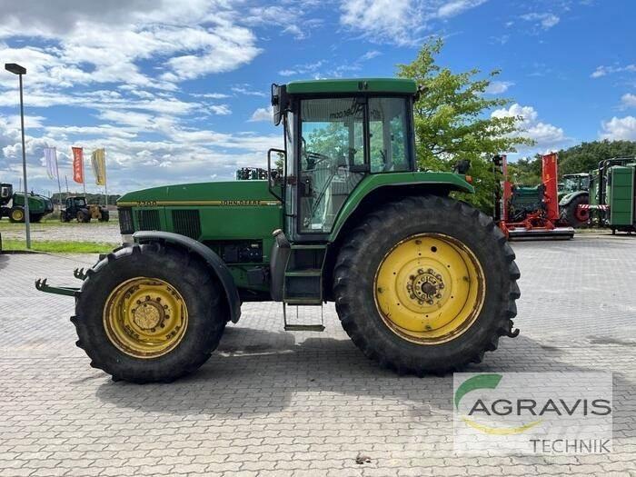 John Deere 7700 Tracteur