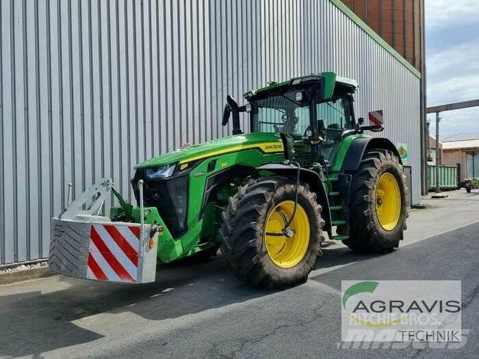 John Deere 8310 R Tracteur