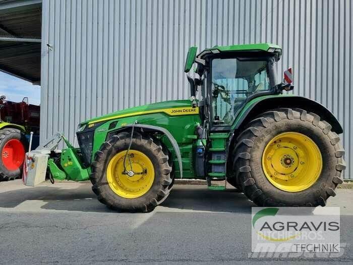 John Deere 8310 R Tracteur