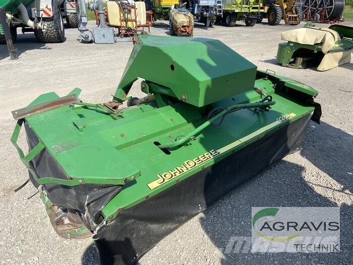 John Deere CC228A Faucheuse