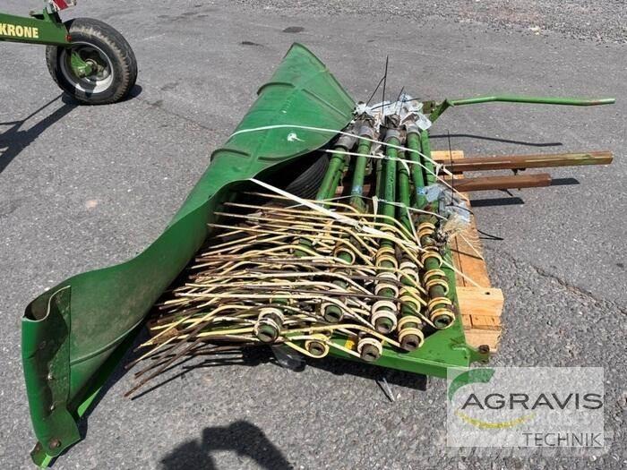 Krone SWADRO 810 Rateau faneur