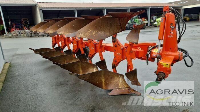 Kuhn VARI-MASTER 153 Charrue réversible