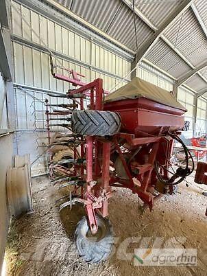 Kverneland TS Semoir combiné