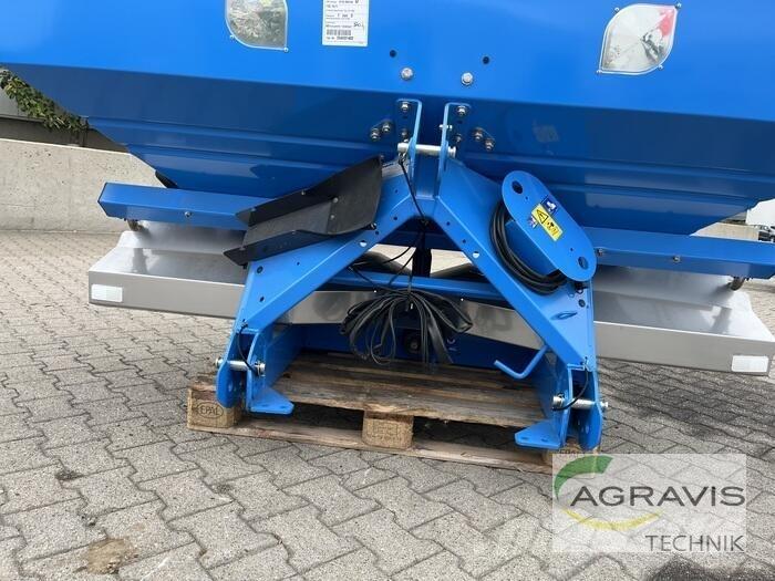 Lemken TAURI 8/1500 Semoir à engrais