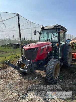 Massey Ferguson 3710 F Tracteur