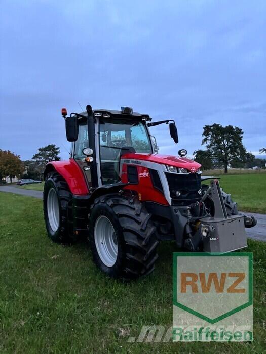 Massey Ferguson 6S 155 Tracteur