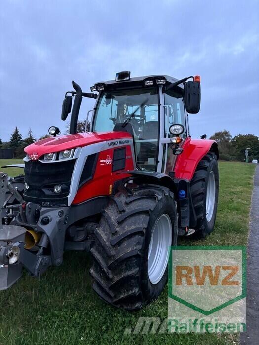 Massey Ferguson 6S 155 Tracteur