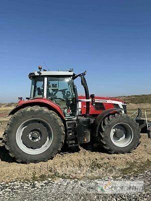 Massey Ferguson 7S210 Tracteur