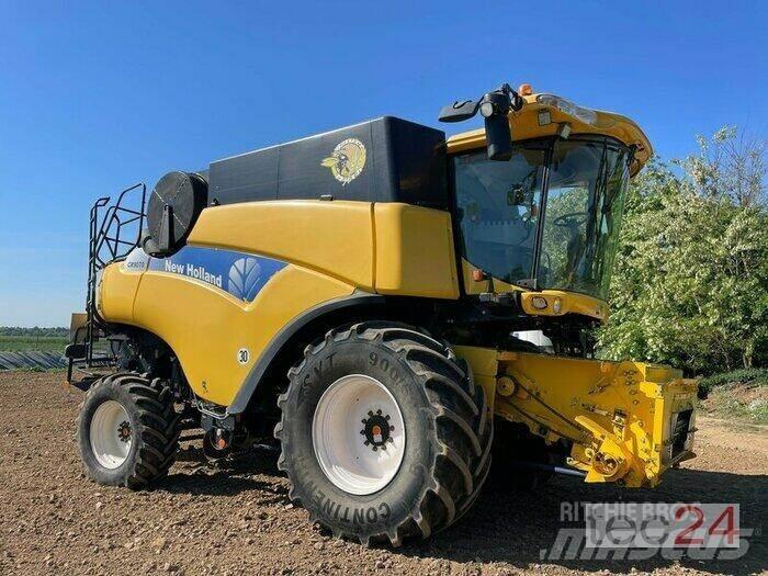 New Holland CR 9070 Moissonneuse batteuse