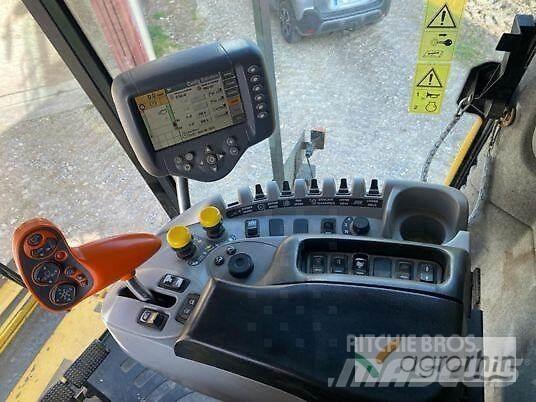 New Holland CX 8090 Moissonneuse batteuse