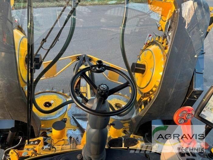 New Holland FR 700 Ensileuse automotrice