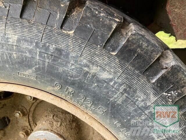 Pöttinger Ballenwagen Autre remorque agricole